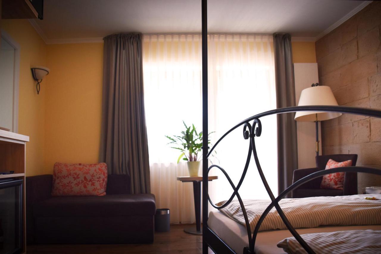 Landhotel Zur Post 바트코니크 외부 사진